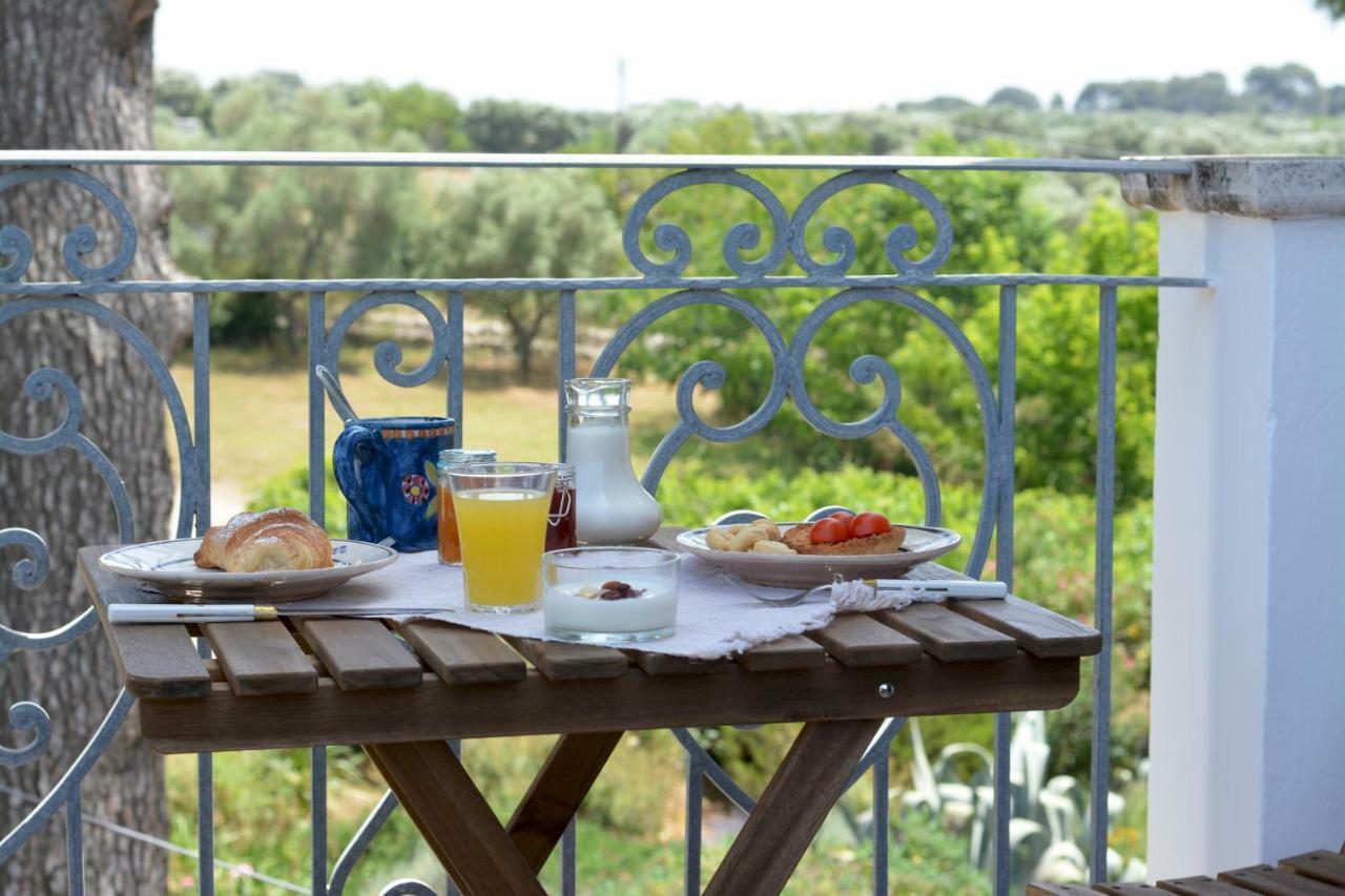 B&B La Rava E La Fava Ostuni Bagian luar foto