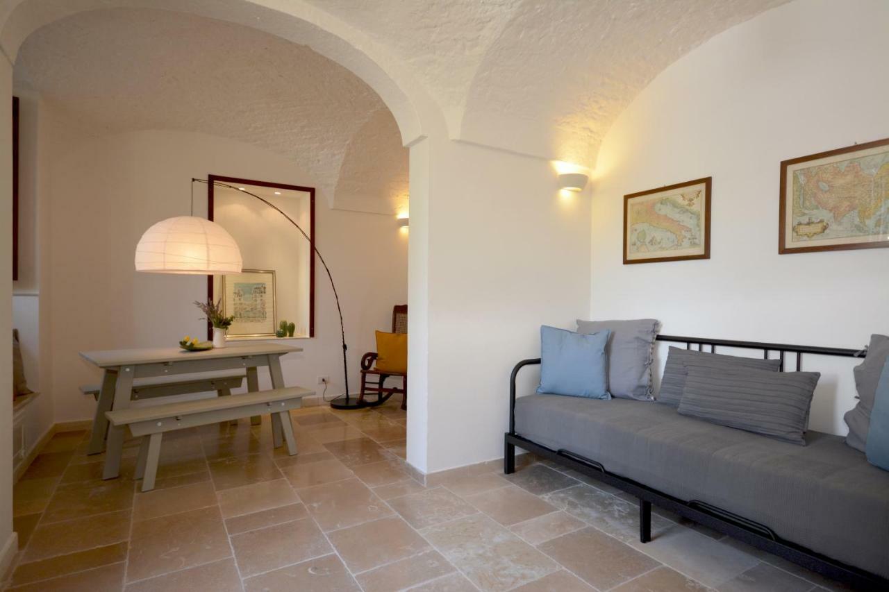 B&B La Rava E La Fava Ostuni Bagian luar foto