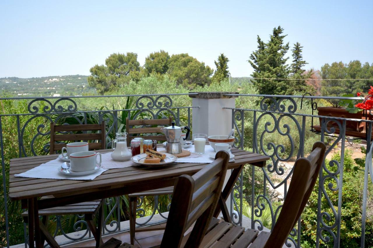 B&B La Rava E La Fava Ostuni Bagian luar foto