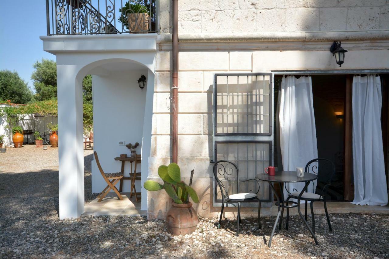 B&B La Rava E La Fava Ostuni Bagian luar foto