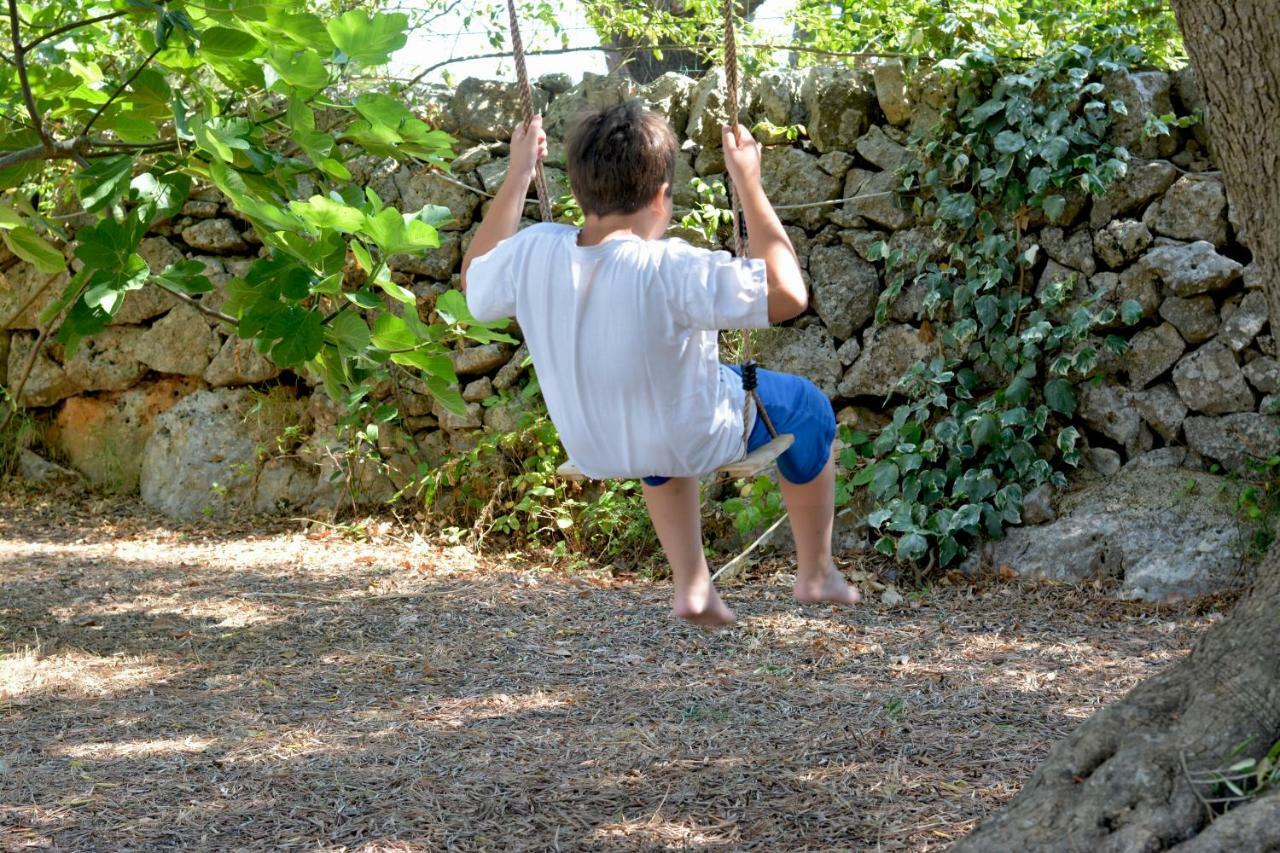 B&B La Rava E La Fava Ostuni Bagian luar foto